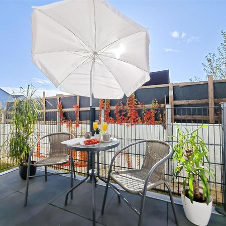 Kaiserin Sisi Fuer Bis Zu 6 - Arbeitsplatz, Badewanne, Parkplatz, Waschmaschine 딘클스버 외부 사진