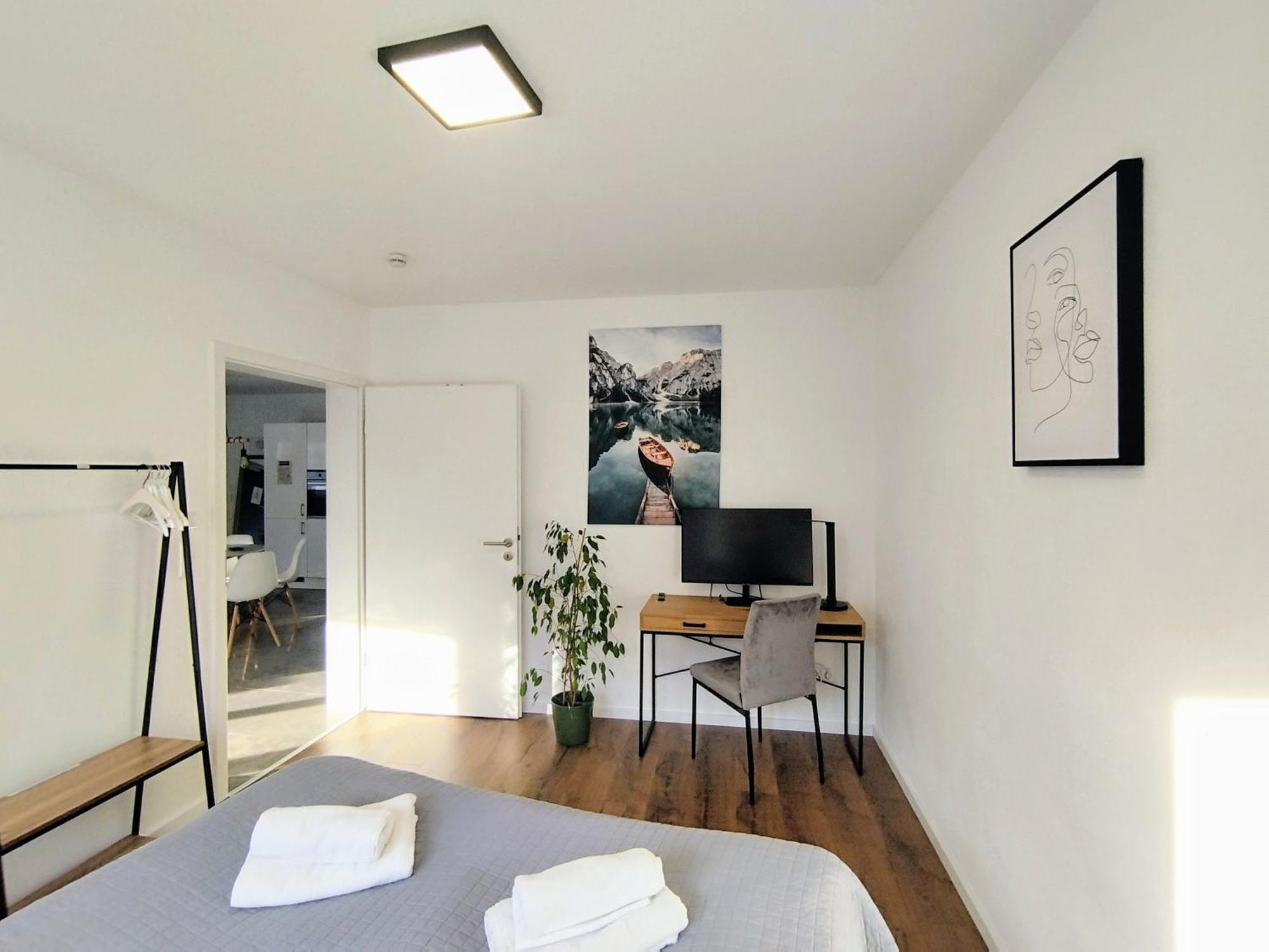Kaiserin Sisi Fuer Bis Zu 6 - Arbeitsplatz, Badewanne, Parkplatz, Waschmaschine 딘클스버 외부 사진