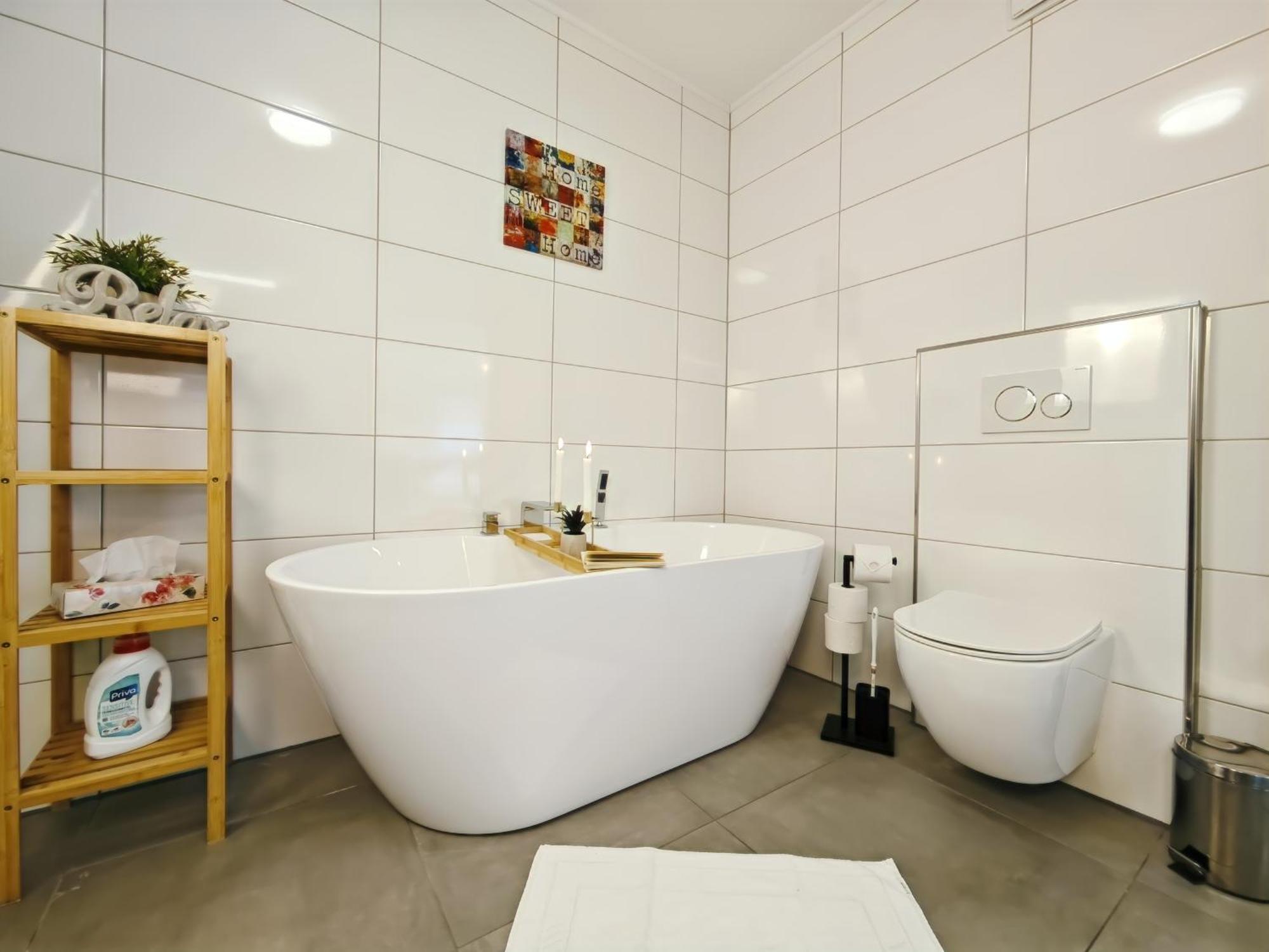 Kaiserin Sisi Fuer Bis Zu 6 - Arbeitsplatz, Badewanne, Parkplatz, Waschmaschine 딘클스버 외부 사진
